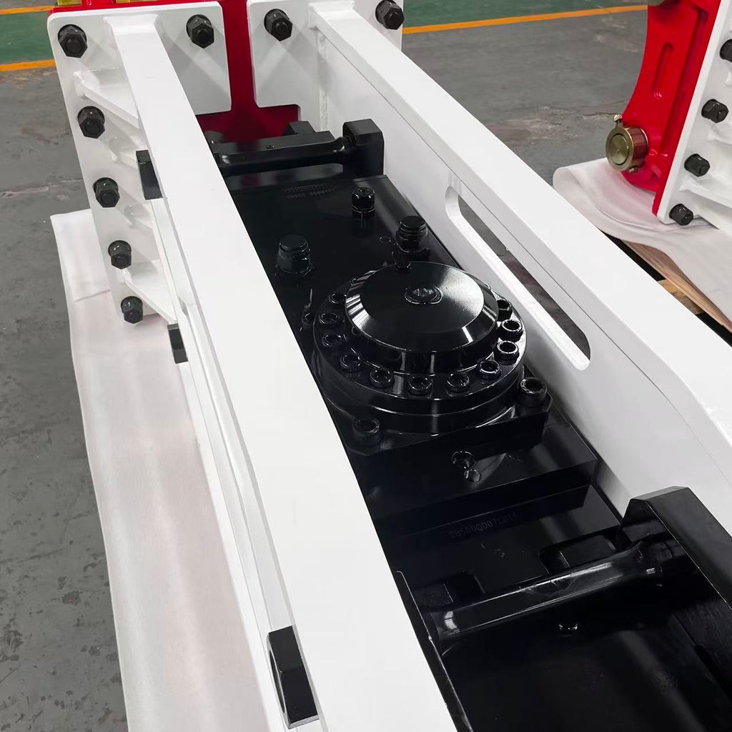 TANK TB500 Hydraulic Breaker